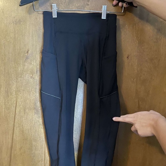 Lulu lemon size 2 tall leggings - Picture 3 of 3